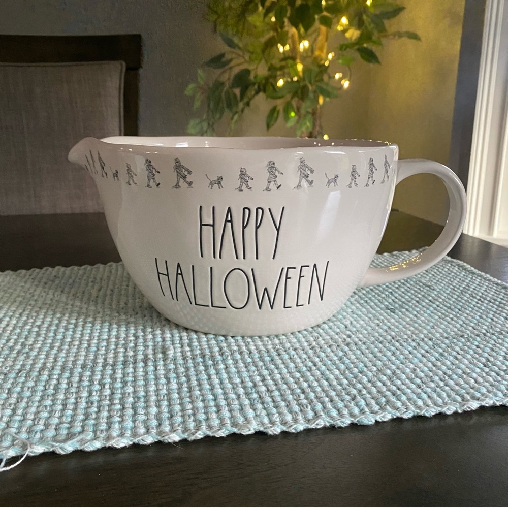 Rae Dunn Halloween Batter Bowl